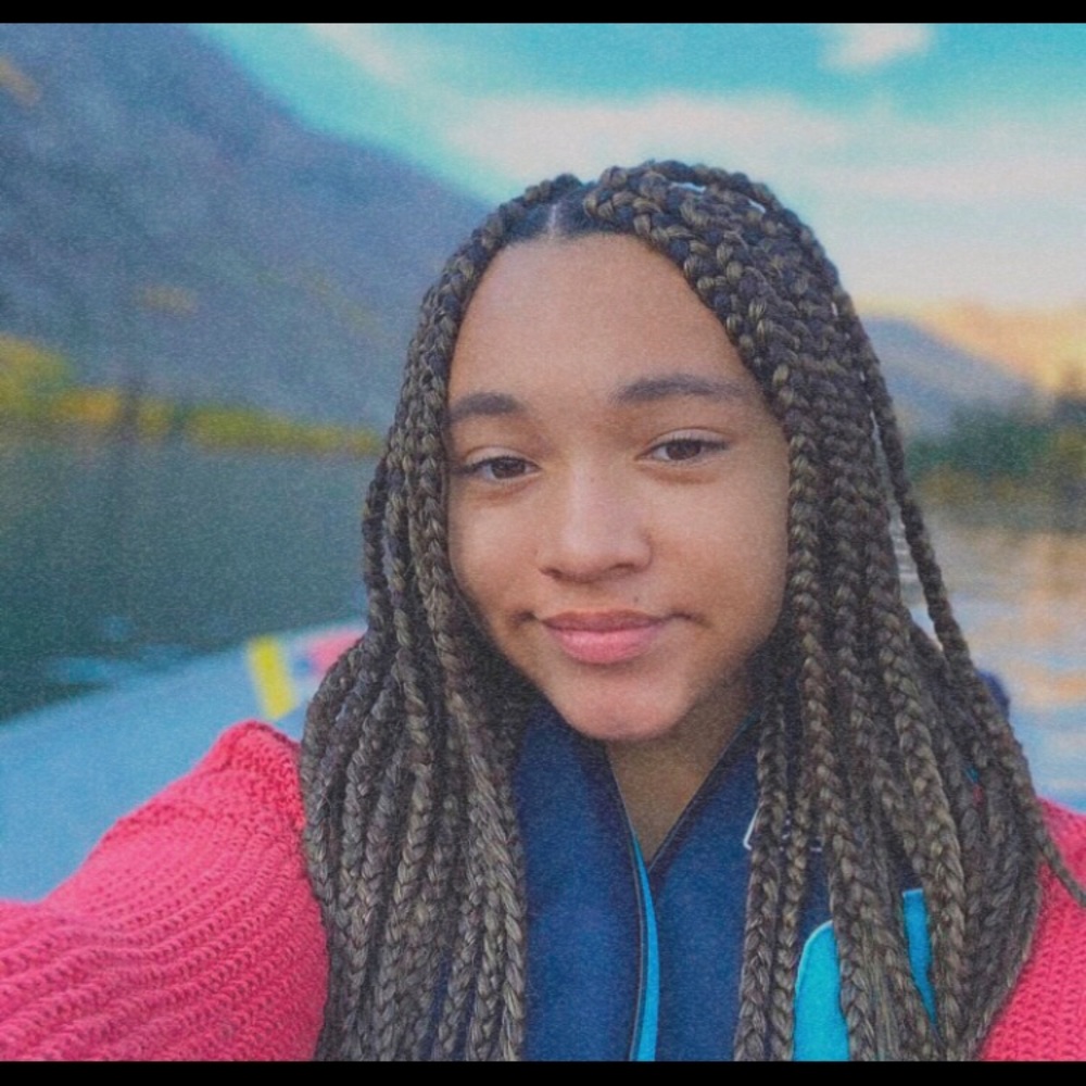 Meet your Posher, Jaela